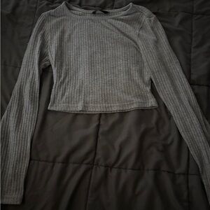 SHEIN Gray Ribbed Long-Sleeve Crop Top